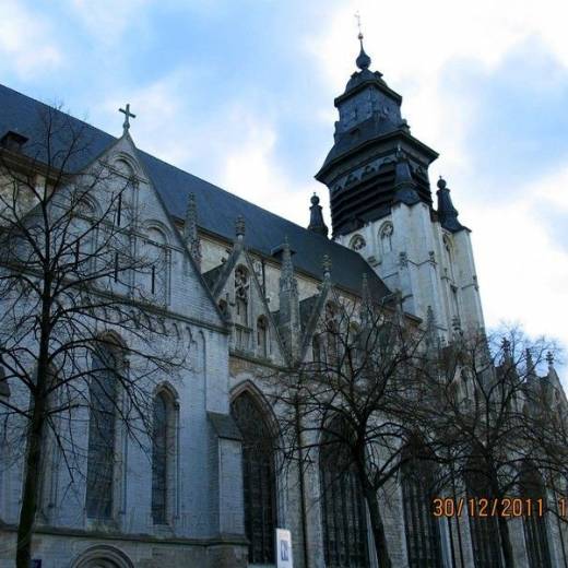 Собор Église Notre-Dame de la Chapelle в Брюсселе
