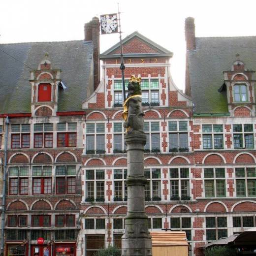 Площадь Sint-Veerleplein
