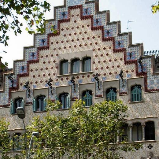 Дом Аматлье в Барселоне.