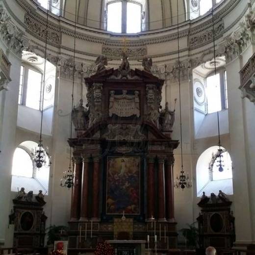Зальцбургский собор Святых Руперта и Виргилия.