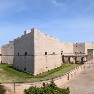Замок в Барлетте