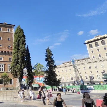 Площадь Венеции
