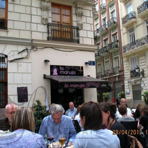 Дворец Generalitat Valenciana, башни Torres de Serranos и завершение прогулки по Валенсии.