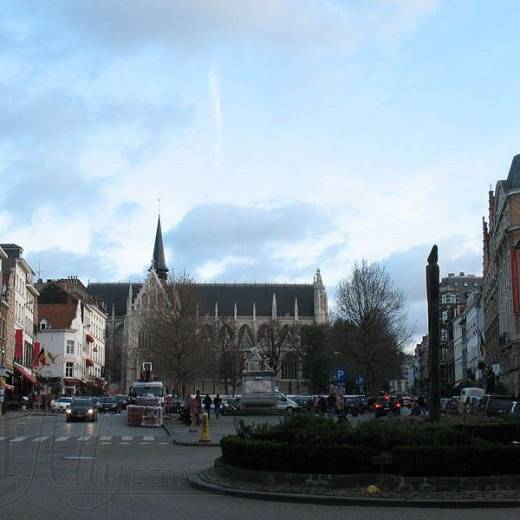 Площадь Place du Grand Sablon