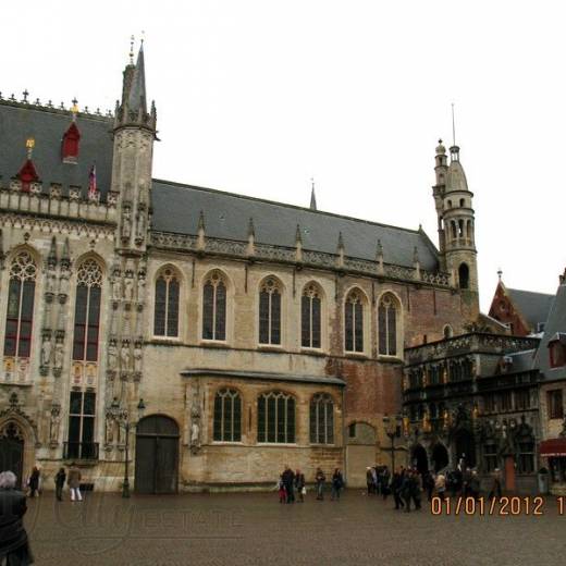Базилика Святой Крови в Брюгге.