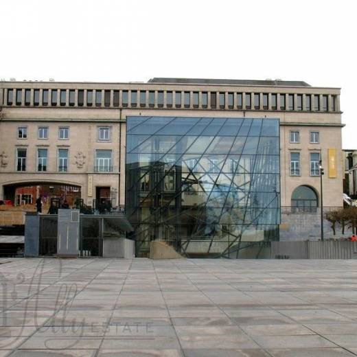 Площадь Мо дез Ар (Mont des Arts).