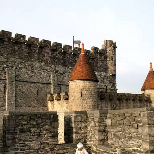 Грэйвенстин замок графов Фландрии.