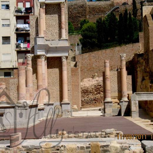 Картахена Museo del Teatro Romano и Castillo de la Concepcion.
