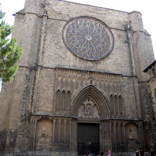 Базилика Санта Мария дель Пи (Basílica de Santa Maria del Pí) в Барселоне.