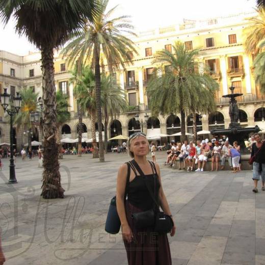 Королевская площадь в Барселоне.