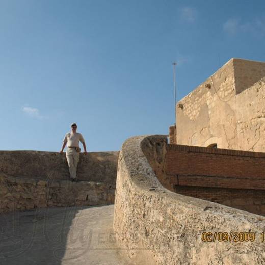 Крепость Санта Барбара (Castillo de Santa Barbara) средний уровень.