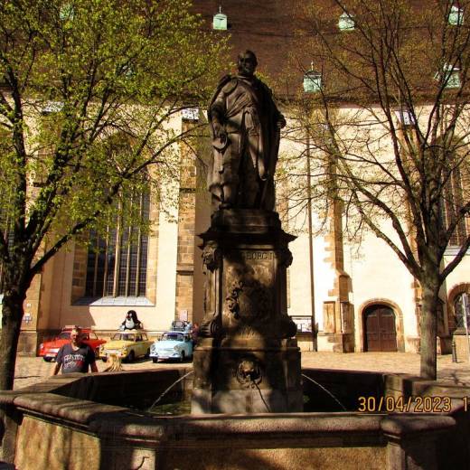 Памятник курфюрсту Иоанну Георгу I
