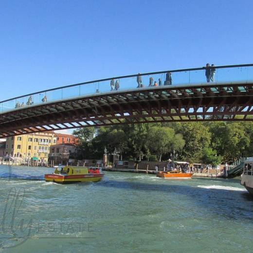 Мост Конституции (Ponte della Costituzione).