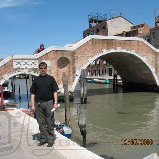Мост Три Арки (Ponte dei Tre Archi) в Венеции.