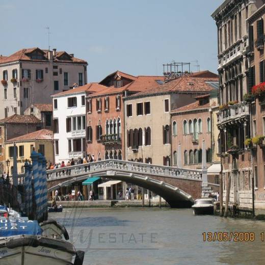 Мост Гулье (Ponte delle Guglie) в Венеции.