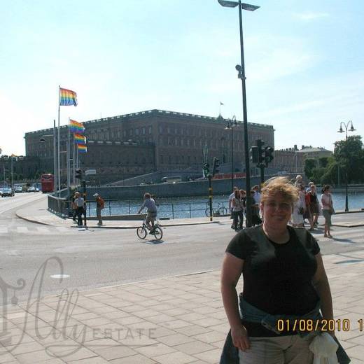 Расположение площади Кунстрэдгорден в Стокгольме.