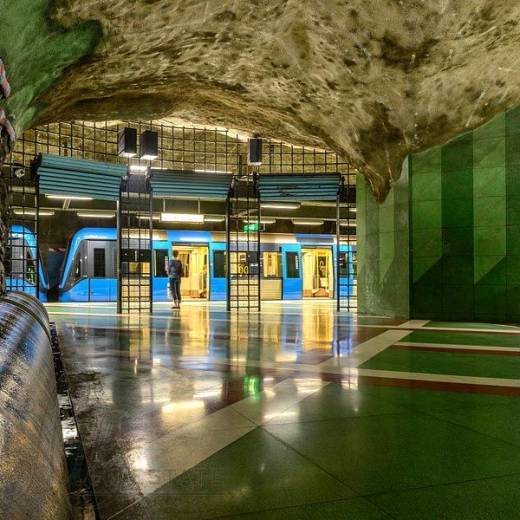 Станция метро Кунстрэдгорден в Стокгольме.