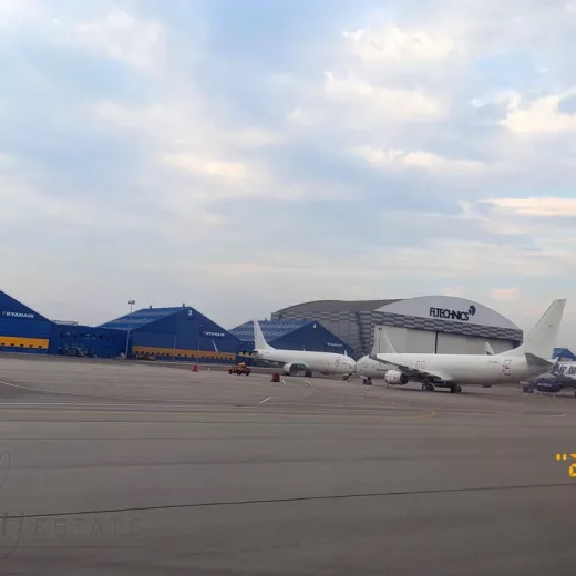 Аэропорт Каунаса и авиакомпания Райанэйр (Ryanair).