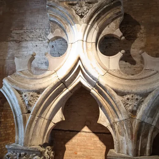 Экспозиция музея Опера во Дворце Дожей Венеции