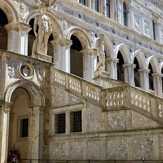 Лестница гигантов Дворца Дожей Венеции