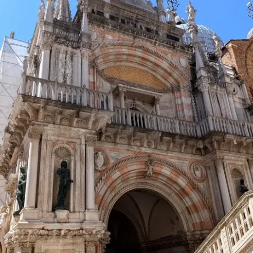 Порта делла Карта главные ворота Дворца Дожей Венеции