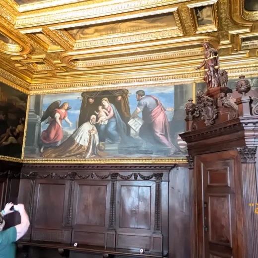 Зал Компаса Дворца Дожей Венеции