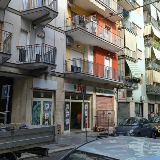 Супермаркет SISA в Барлетте