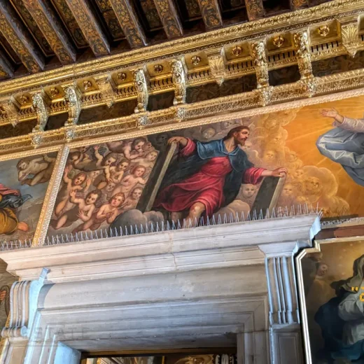 Зал Льяго Дворца Дожей