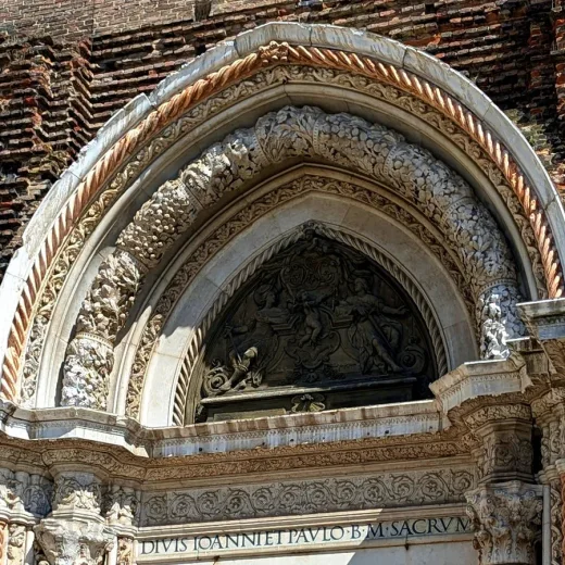 История Базилики Санти-Джованни-э-Паоло