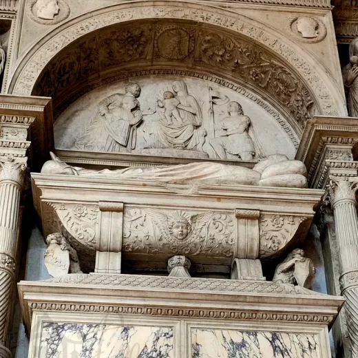 Памятник дожу Николо Марчелло