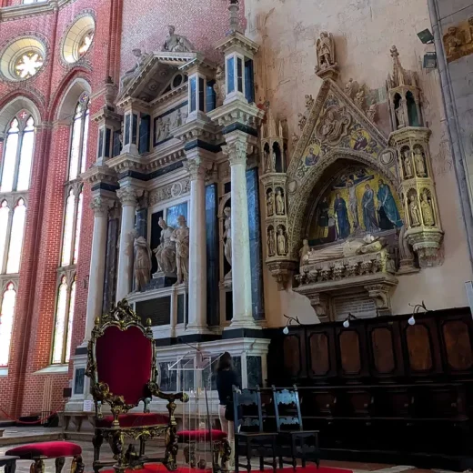 Надгробный памятник дожу Микеле Морозини