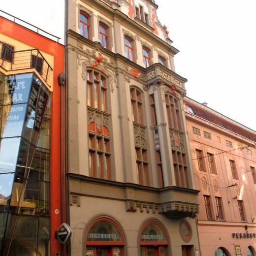 Улица Карла IV к центру Старого Ческе-Будеёвице