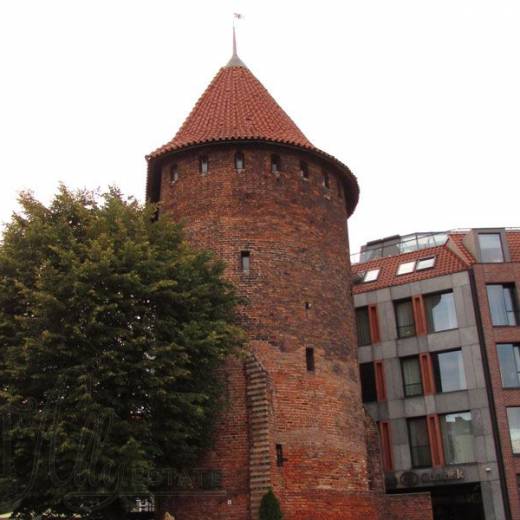 Лебяжья башня укреплений Главного города Гданьска.