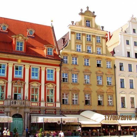 «Dwór Polski», Rynek 5.