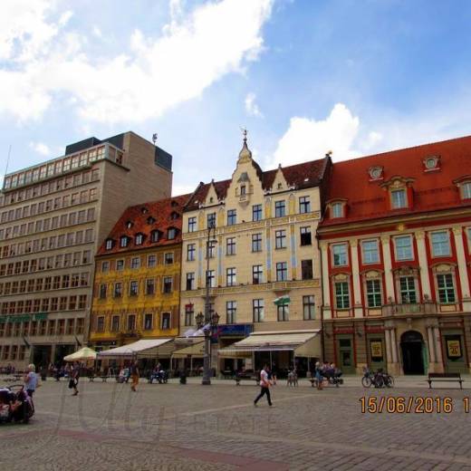 «Под Голубым солнцем», Rynek 7.