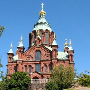 Центр Хельсинки, Финляндия - Успенский собор и набережная Силтавуоренранта.