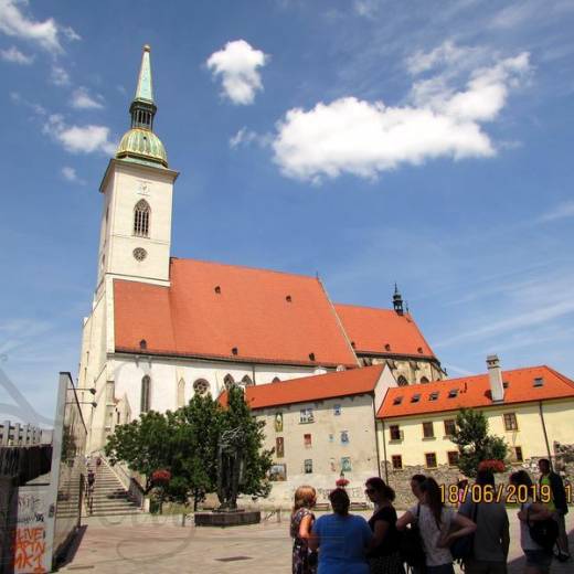 2019.06.18-2: Собор Святого Мартина - продолжение прогулки по Братиславе, Словакия