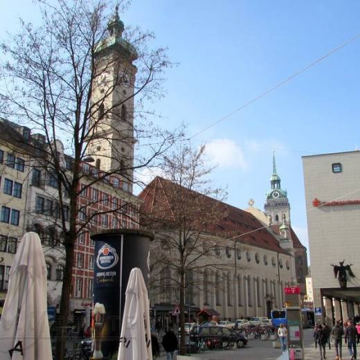 2023-03-03-6: Мюнхен – улица Таль, церкви и пивной ресторан Шнайдер