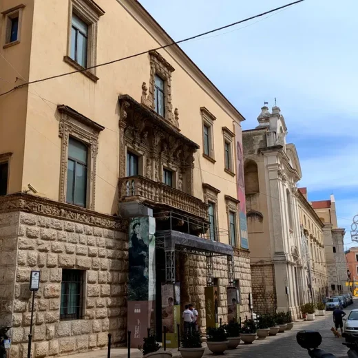 Италия 2025.09.10-01 – по виа Чалдини и Вызов Барлетты